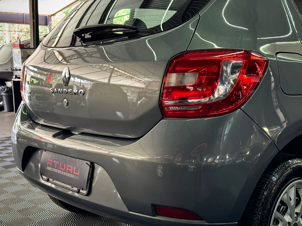 Renault Sandero Expression 1.0 16v (Flex)