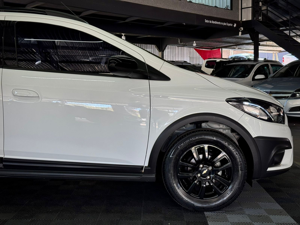 Chevrolet Onix Branco