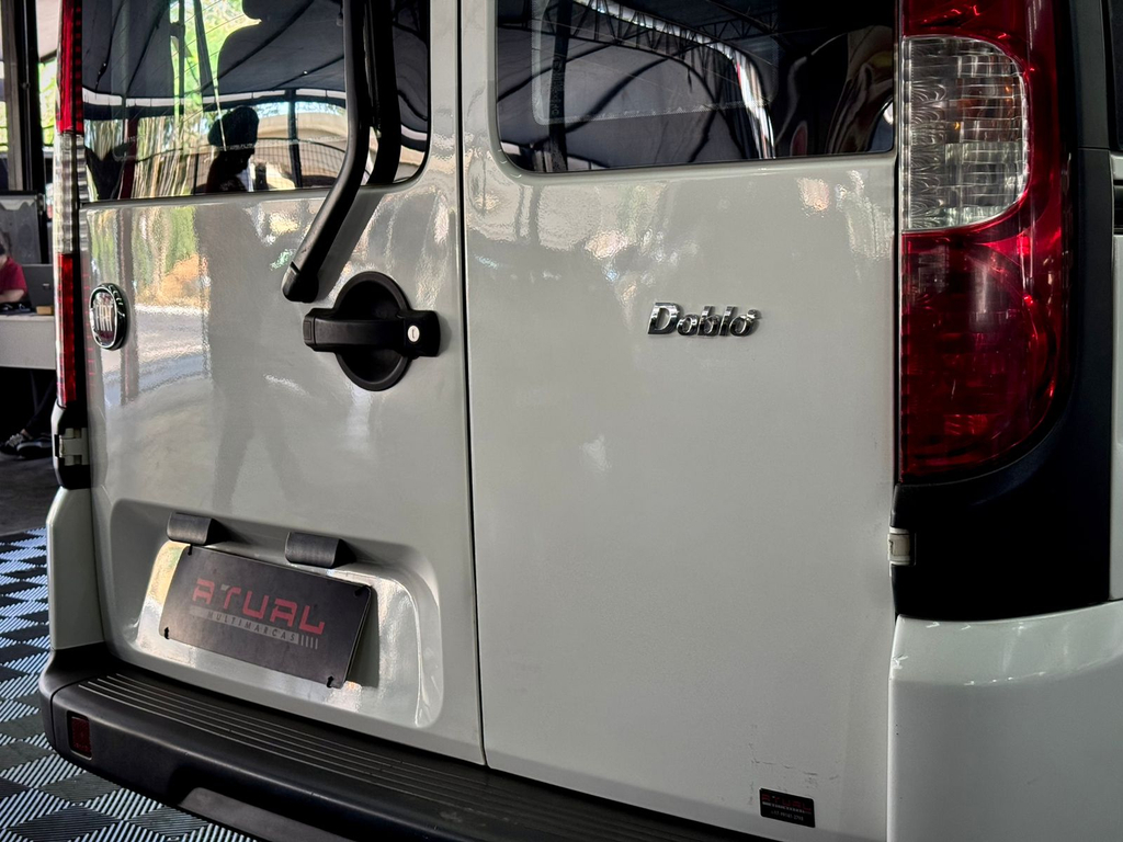 Fiat Doblò Essence 1.8 7L (Flex)