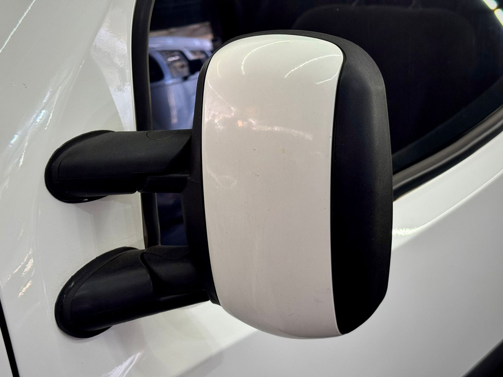 Fiat Doblò Essence 1.8 7L (Flex)