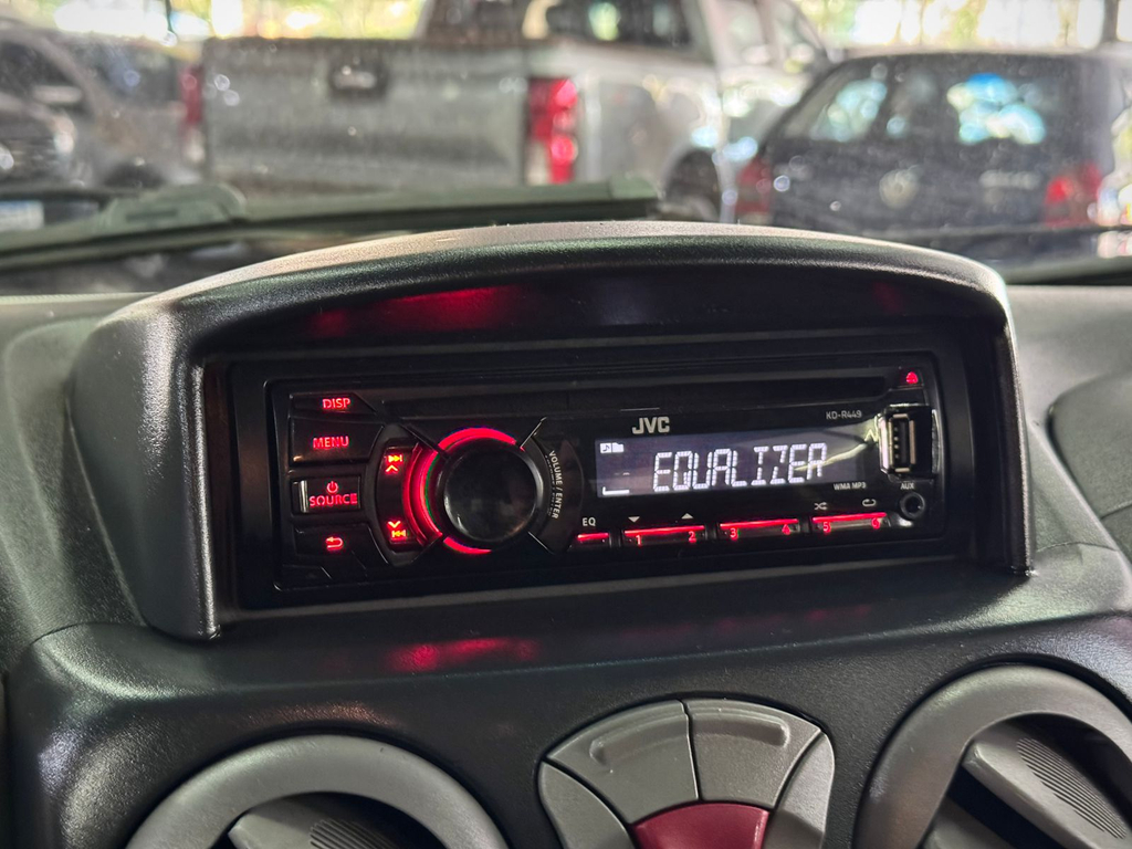 Fiat Doblò Essence 1.8 7L (Flex)