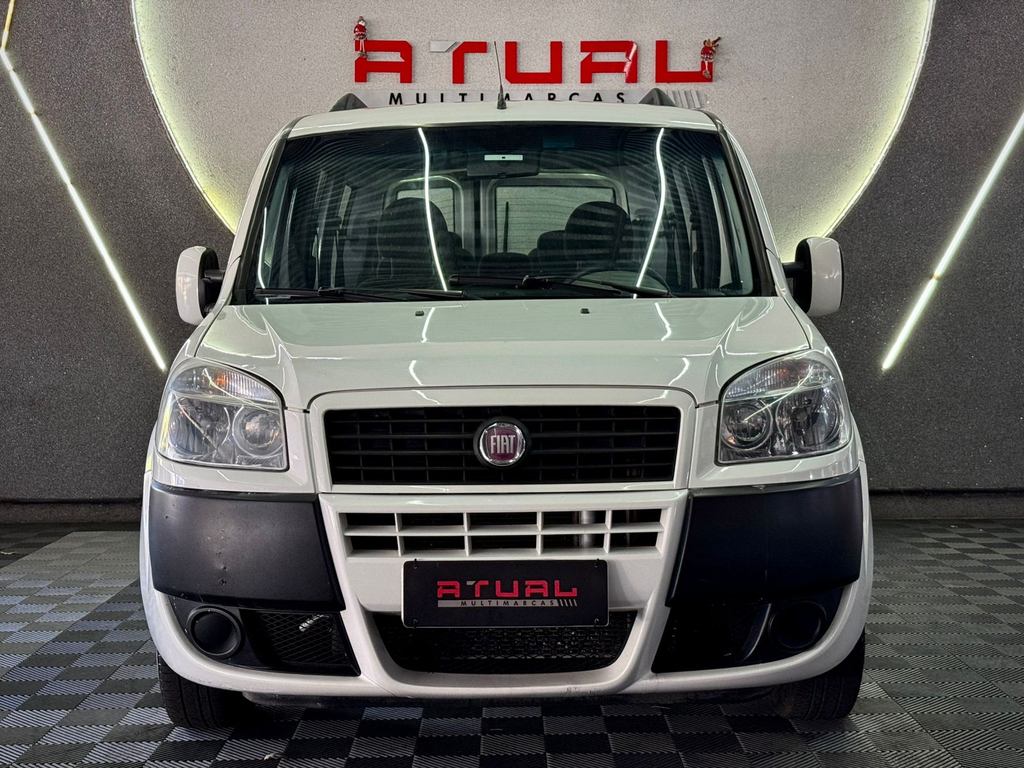 Fiat Doblò Essence 1.8 7L (Flex)