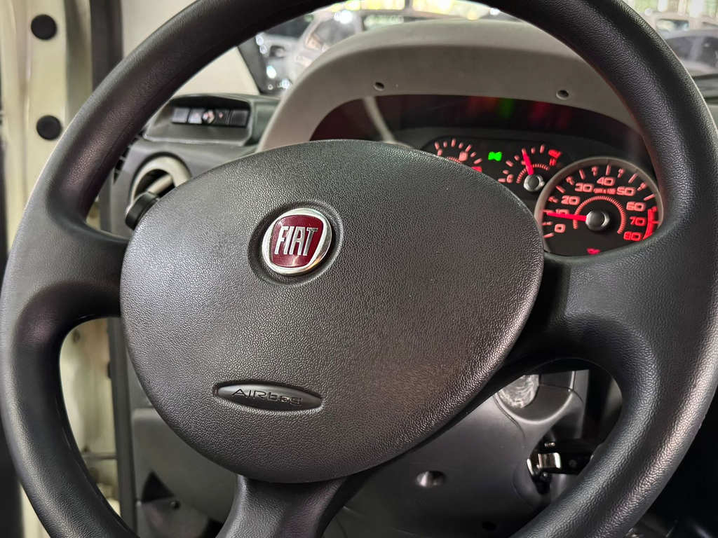 Fiat Doblò Essence 1.8 7L (Flex)