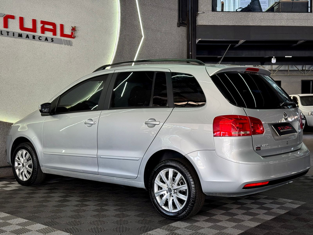 Volkswagen Spacefox Trend 1.6 8v (Flex)