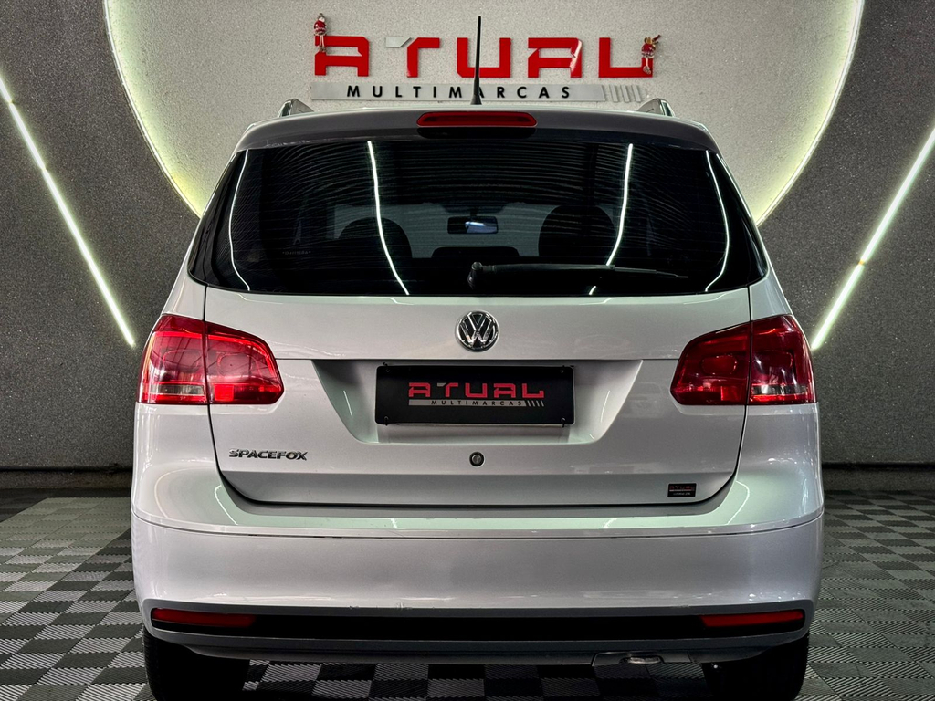 Volkswagen SpaceFox Trend 1.6 8V (Flex)
