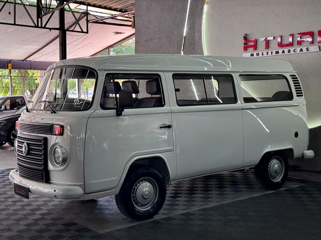 Volkswagen Kombi Standard 1.4 Mi Total Flex 8v