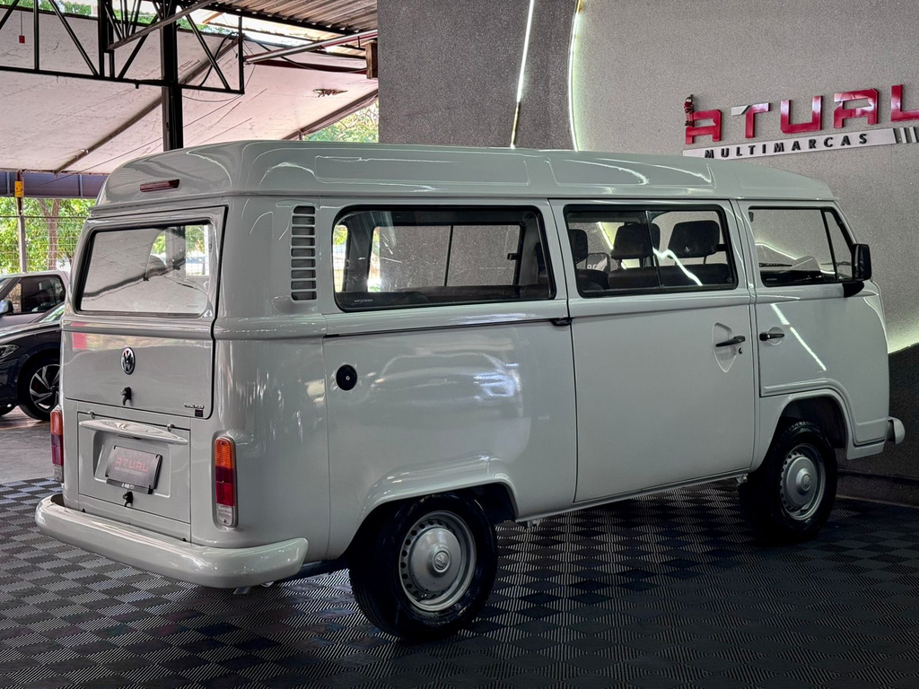 Volkswagen Kombi Standard 1.4 Mi Total Flex 8v