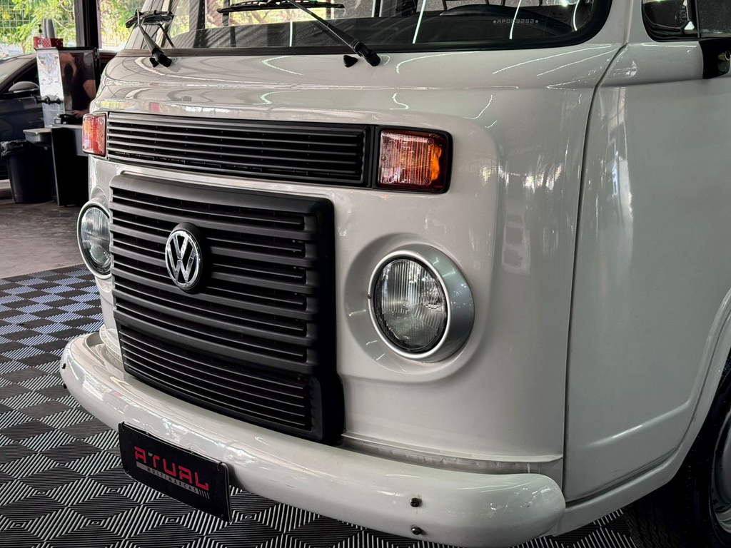 Volkswagen Kombi Standard 1.4 Mi Total Flex 8v