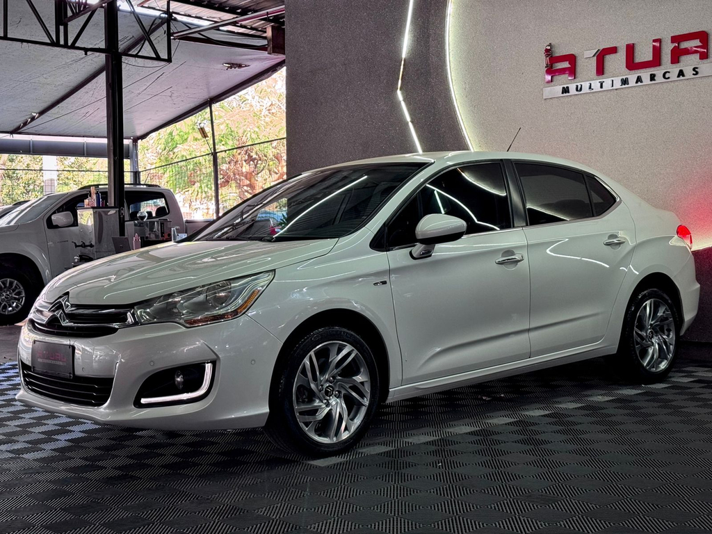 Citroen C4 Lounge Exclusive 1.6 Thp (Aut)