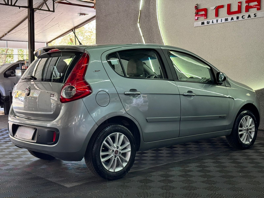 Fiat Palio Essence 1.6 16v (Flex)