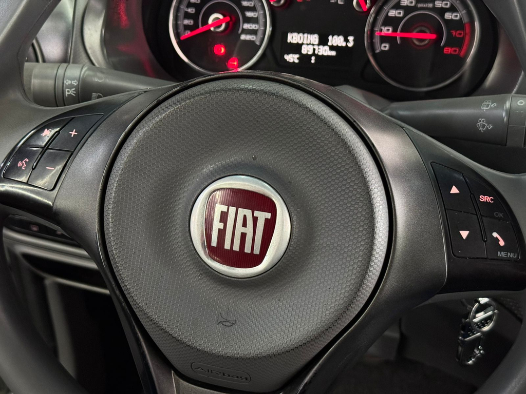Fiat Palio Essence 1.6 16v (Flex)