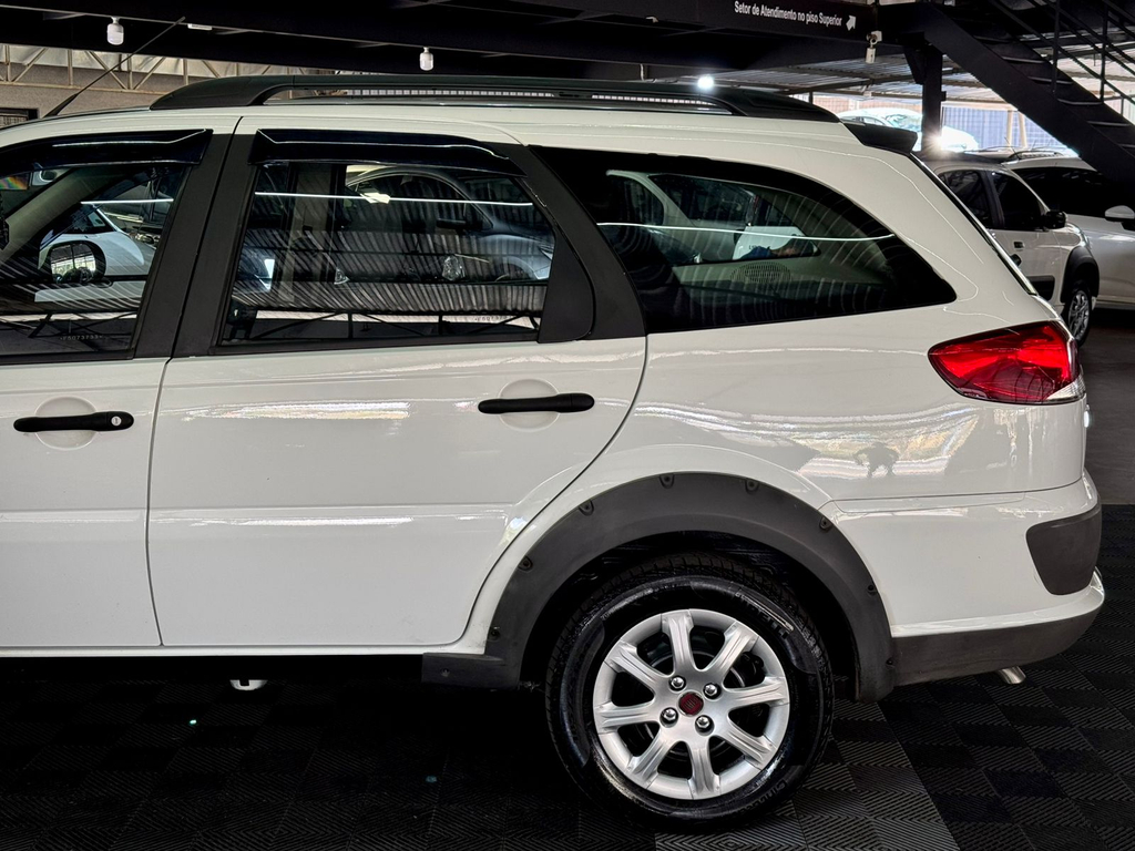 Fiat Palio Weekend Trekking 1.6 16v (Flex)