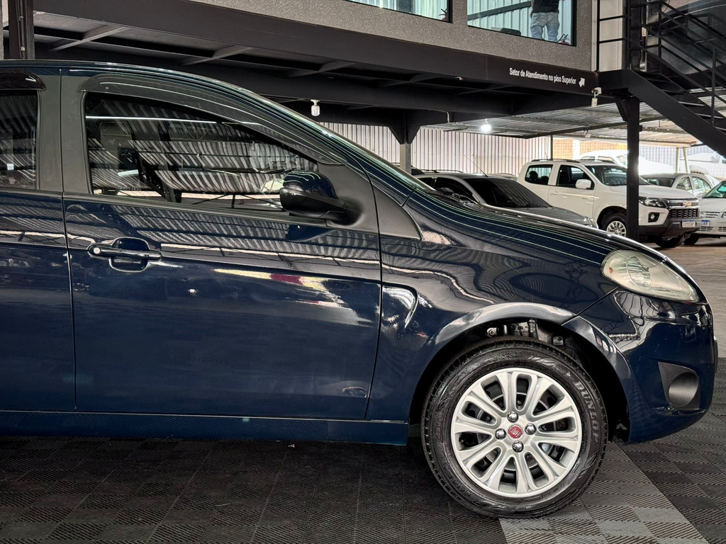 Fiat Palio Essence 1.6 16v (Flex)