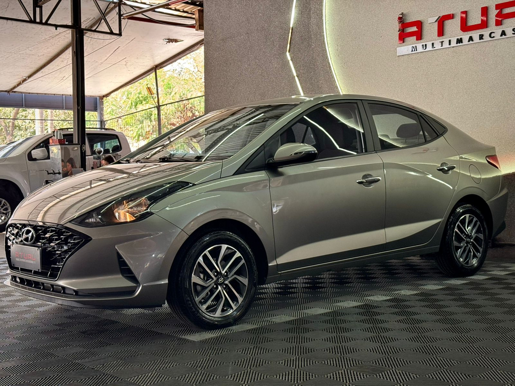 Hyundai HB20S Prata