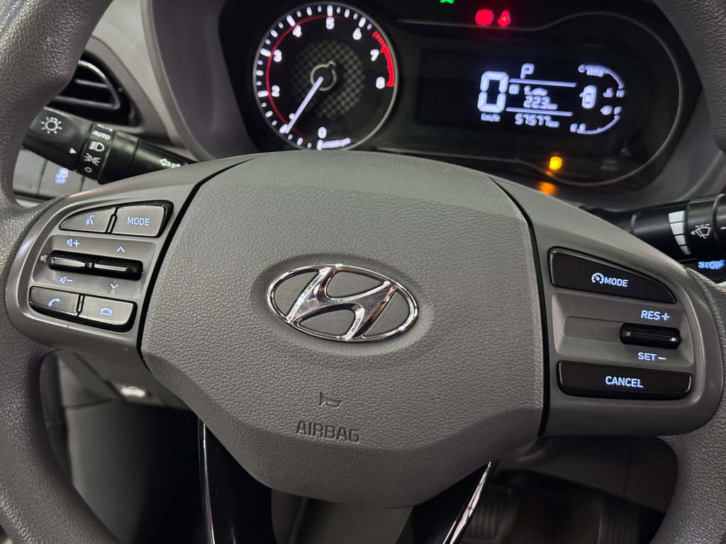 Hyundai HB20S Prata