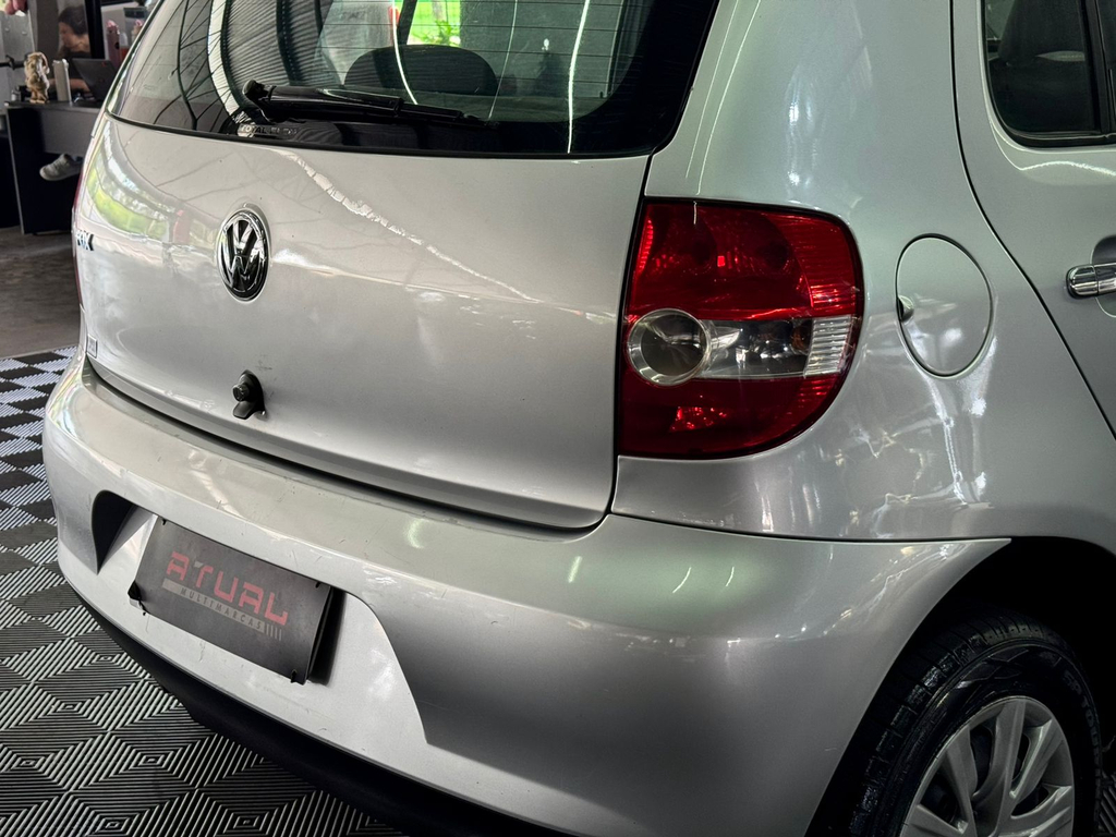 Volkswagen Fox 1.0 8v (Flex) 4p