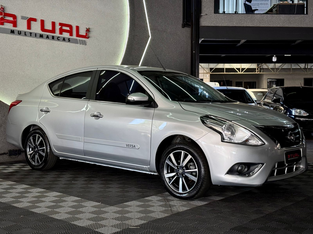 Nissan Versa 1.6 16v Sl Cvt (Flex)