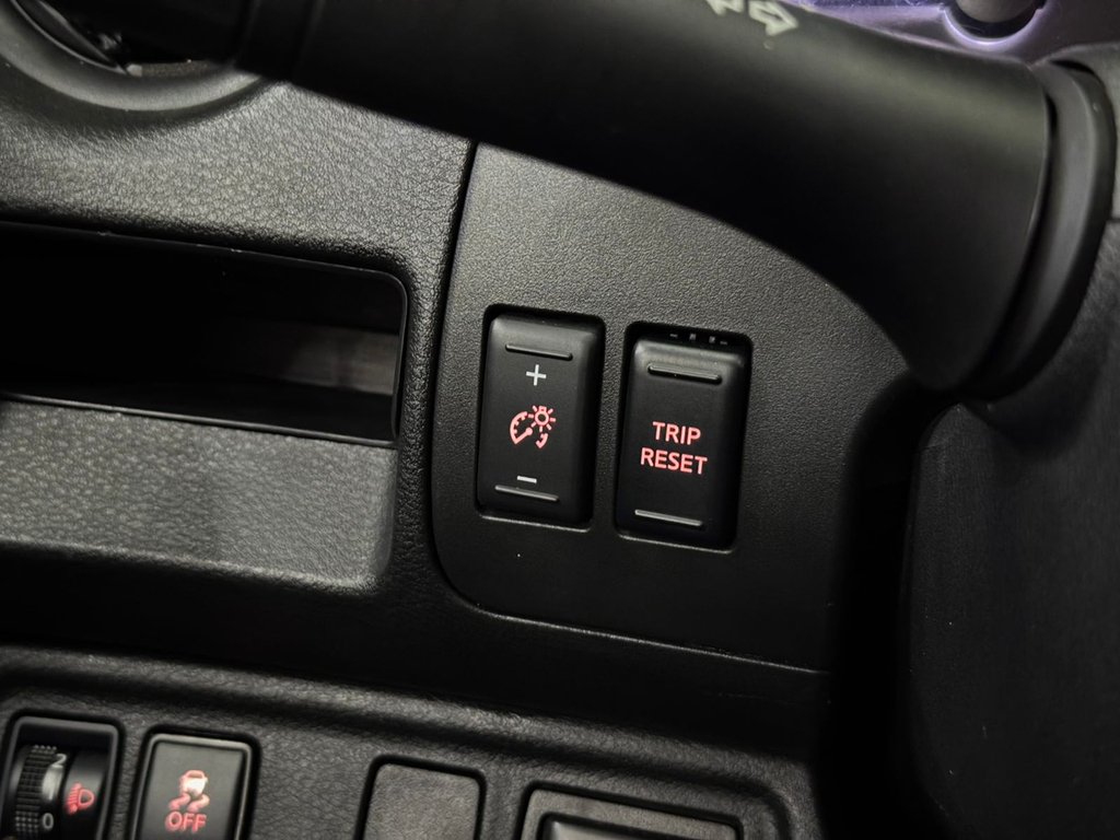 Nissan Frontier Branco