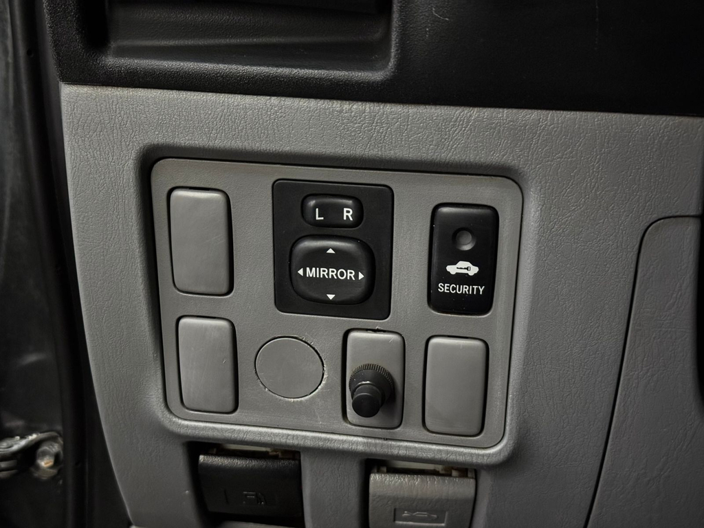 Toyota Hilux Srv 4x2 3.0 (Cab. Dupla)