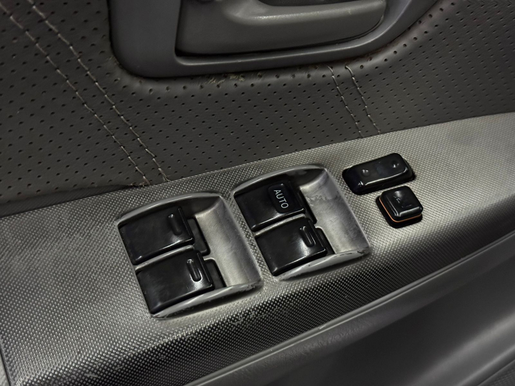 Toyota Hilux Srv 4x2 3.0 (Cab. Dupla)