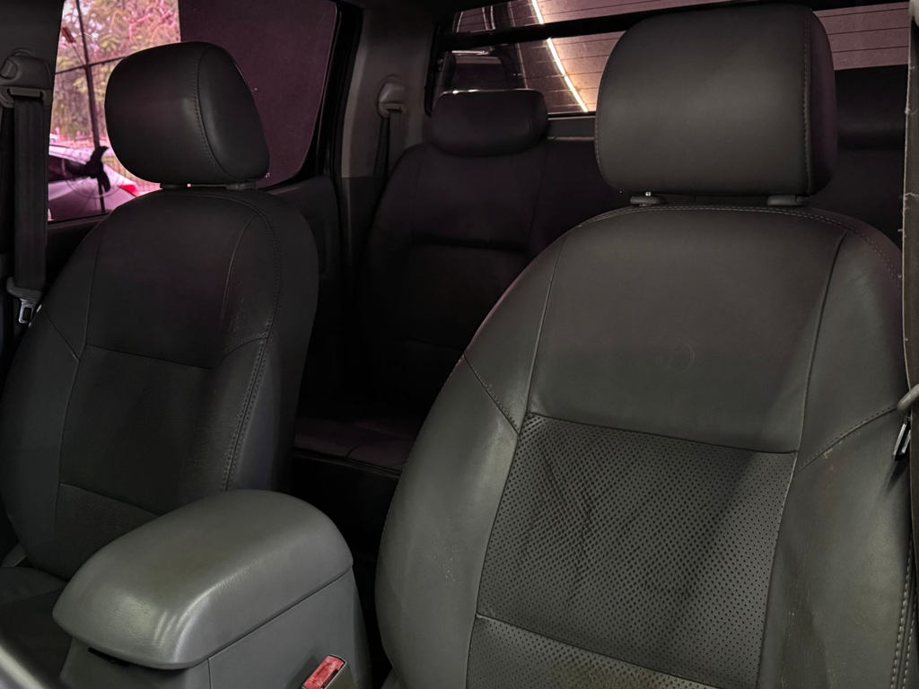 Toyota Hilux Srv 4x2 3.0 (Cab. Dupla)