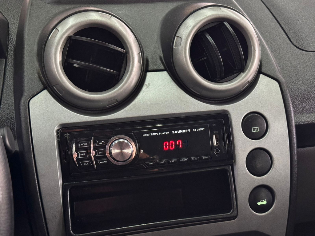 Ford Fiesta Hatch 1.6 (Flex)