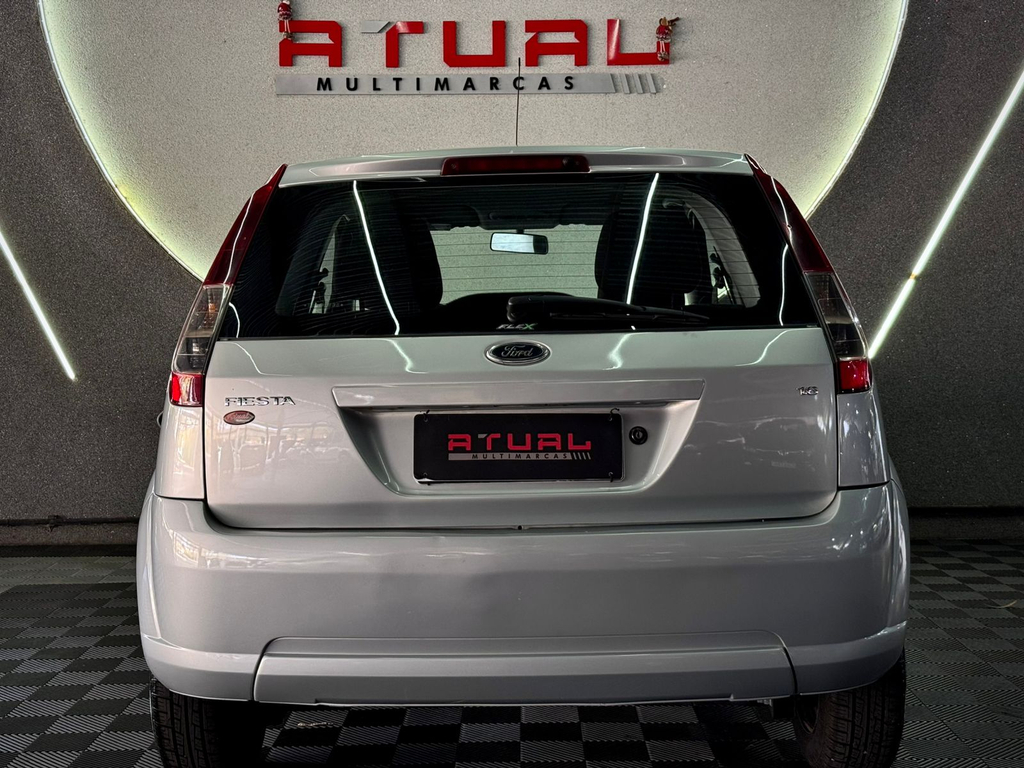 Ford Fiesta Hatch 1.6 (Flex)