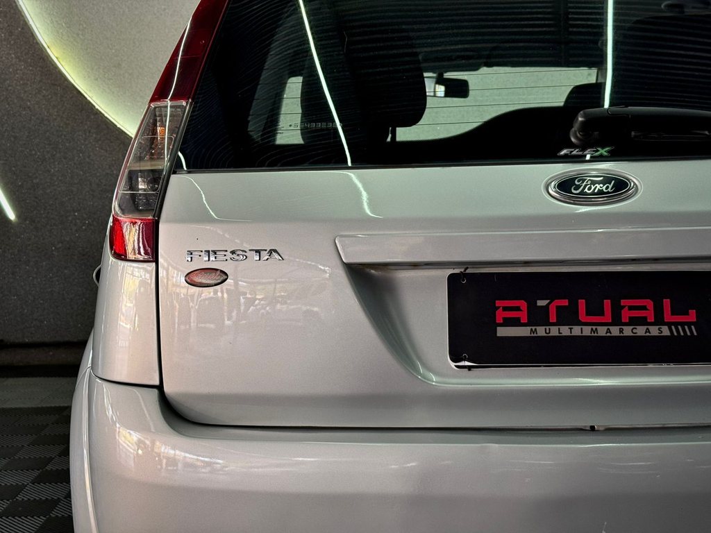 Ford Fiesta Hatch 1.6 (Flex)