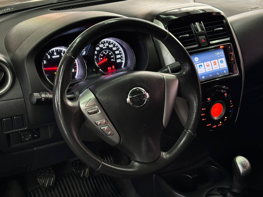 Nissan Versa Sl 1.6 16v Flexstart 4p Mec.