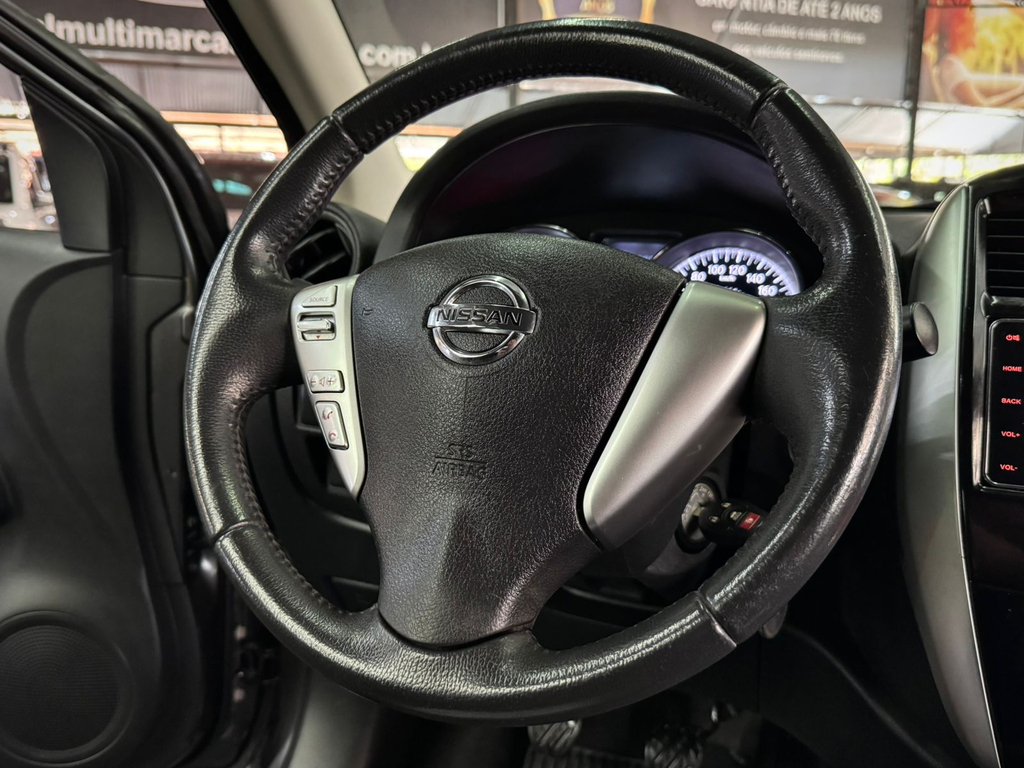 Nissan Versa Sl 1.6 16v Flexstart 4p Mec.