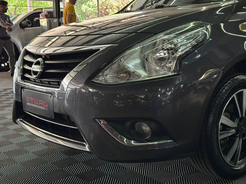 Nissan Versa Sl 1.6 16v Flexstart 4p Mec.