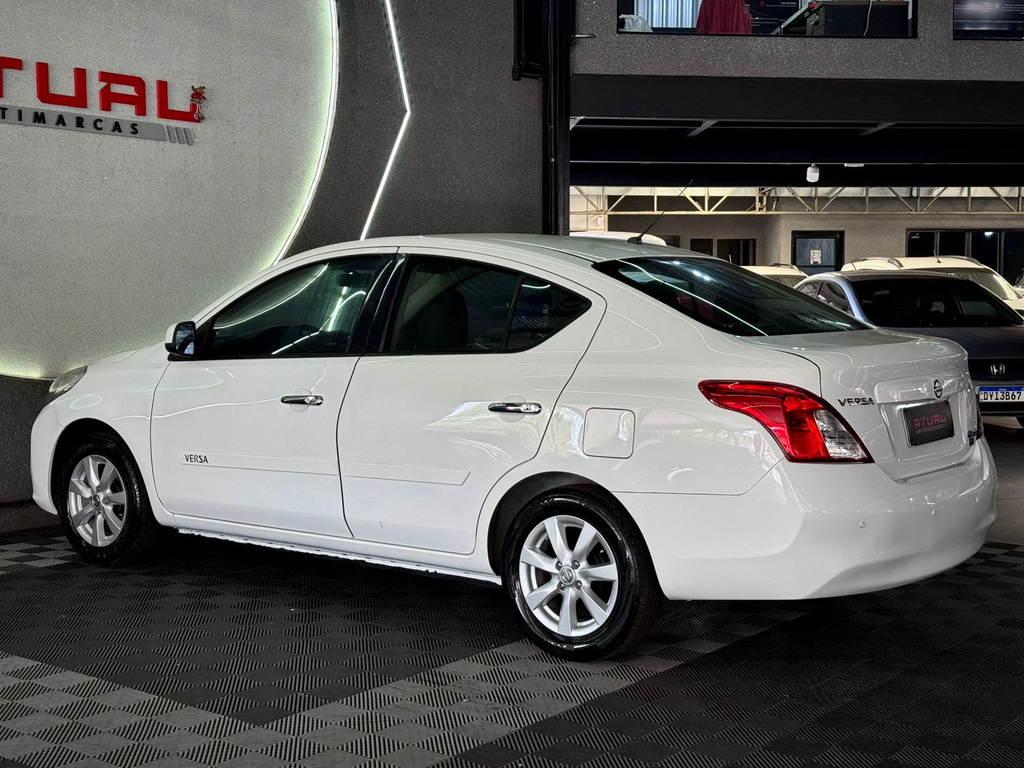 Nissan Versa 1.6 16v Sl