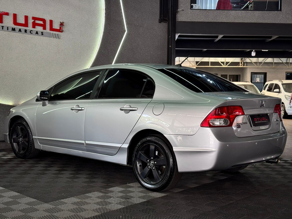 Honda New Civic Lxs 1.8 16v (Flex)