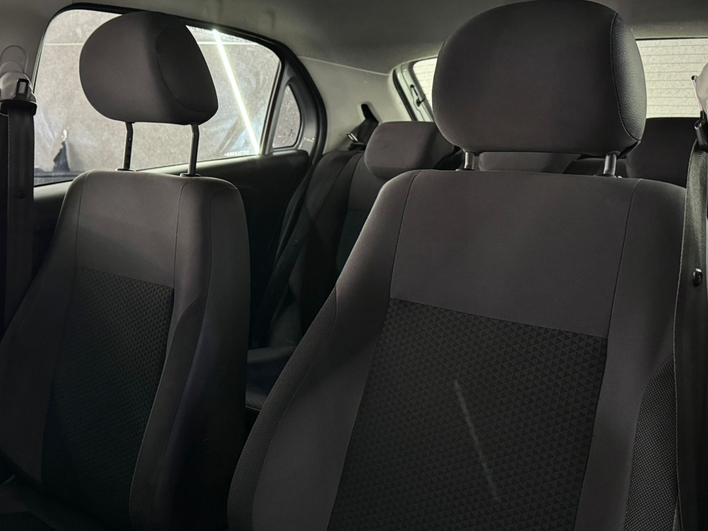 Volkswagen Gol Prata