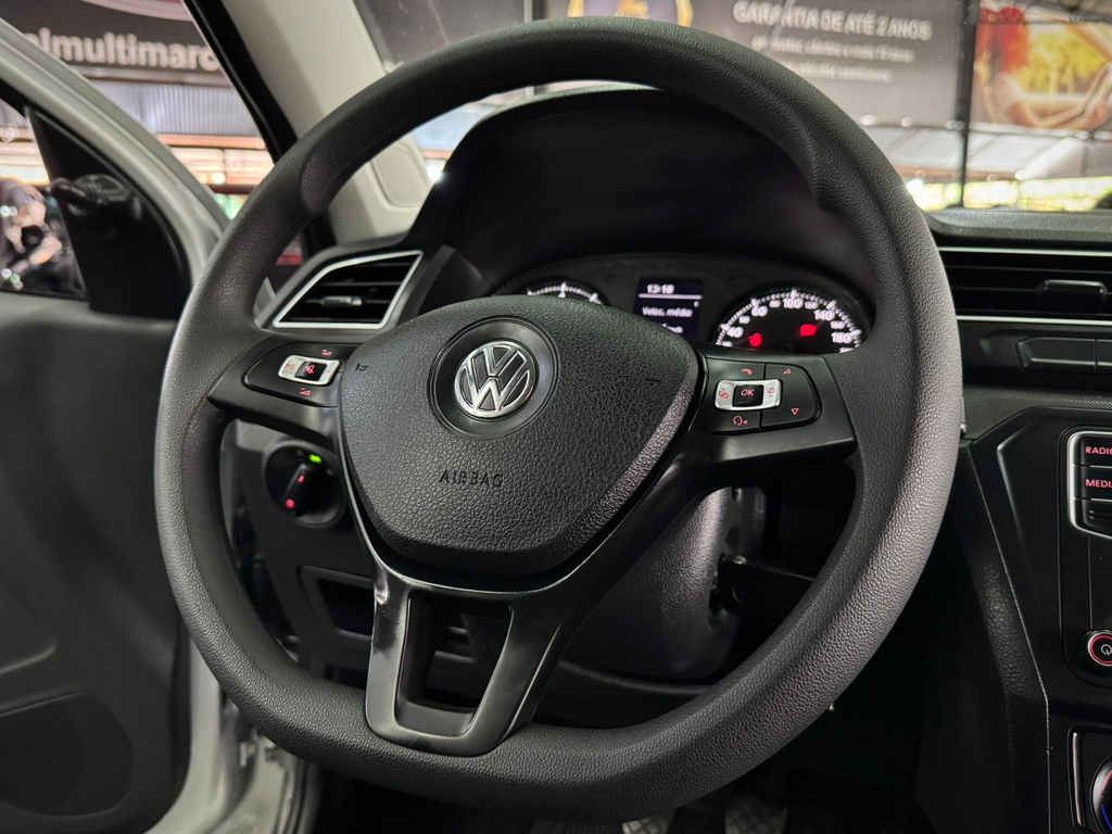 Volkswagen VOYAGE 1.6 MSI FLEX 8V 4P