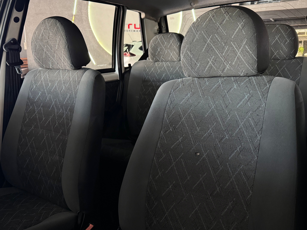 Fiat Uno Mille Fire 1.0 (Flex) 4P