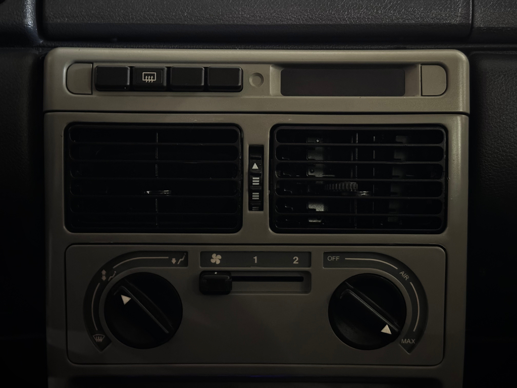 Fiat Uno Mille Fire 1.0 (Flex) 4P