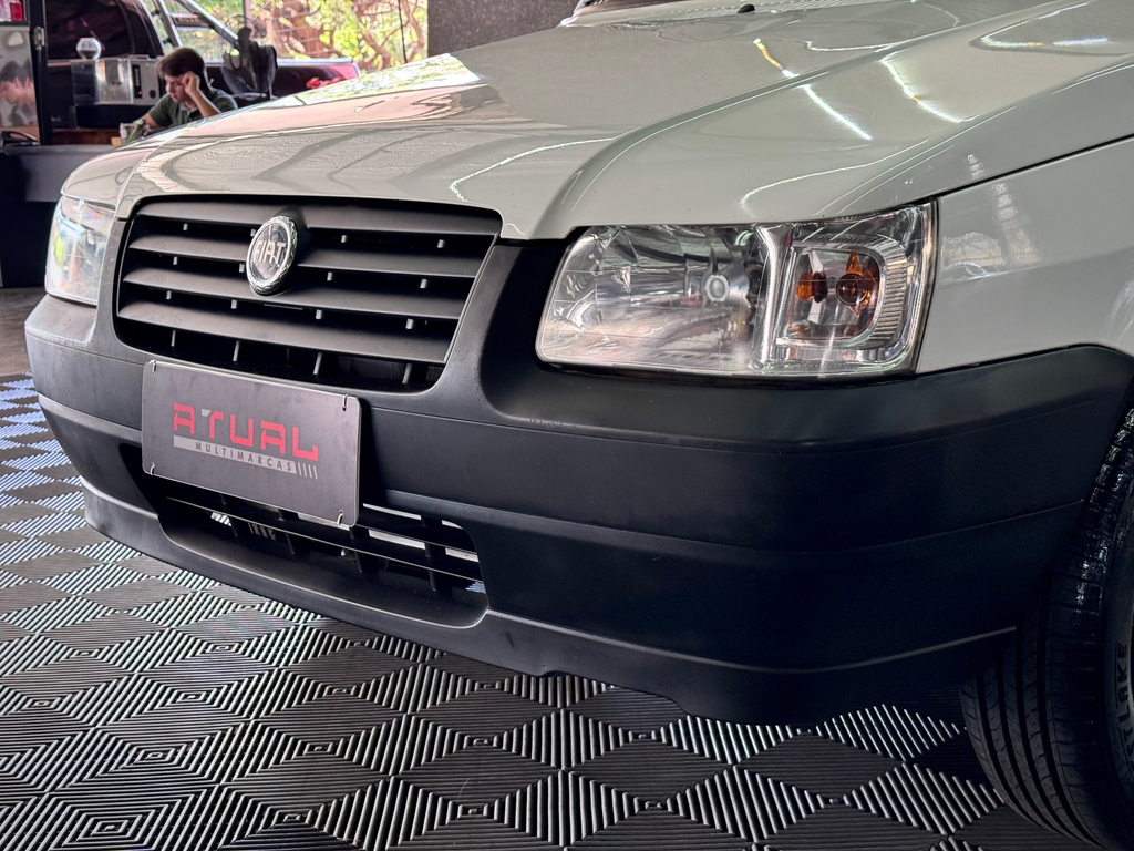 Fiat Uno Mille Fire 1.0 (Flex) 4P