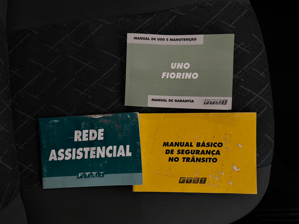 Fiat Uno Mille Fire 1.0 (Flex) 4P