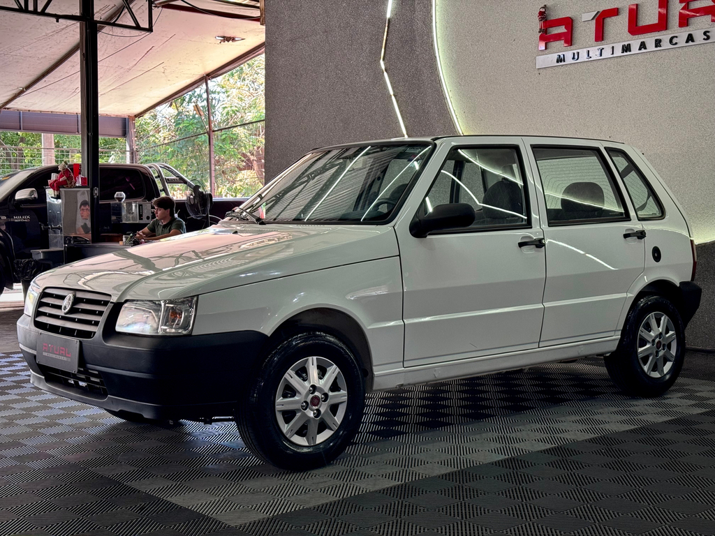 Fiat Uno Mille Fire 1.0 (Flex) 4P
