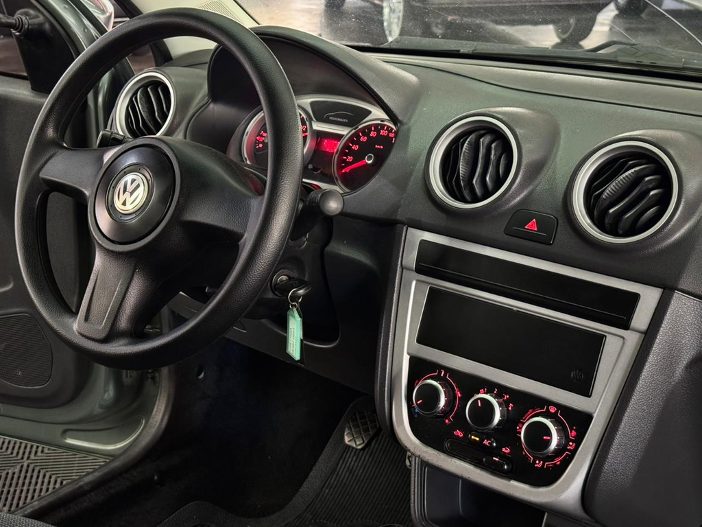 Volkswagen Gol Cinza