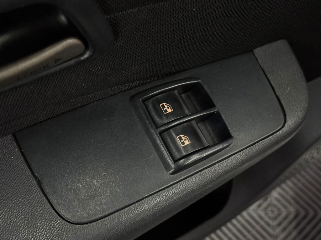 Fiat Siena Essence 1.6 16V (Flex)