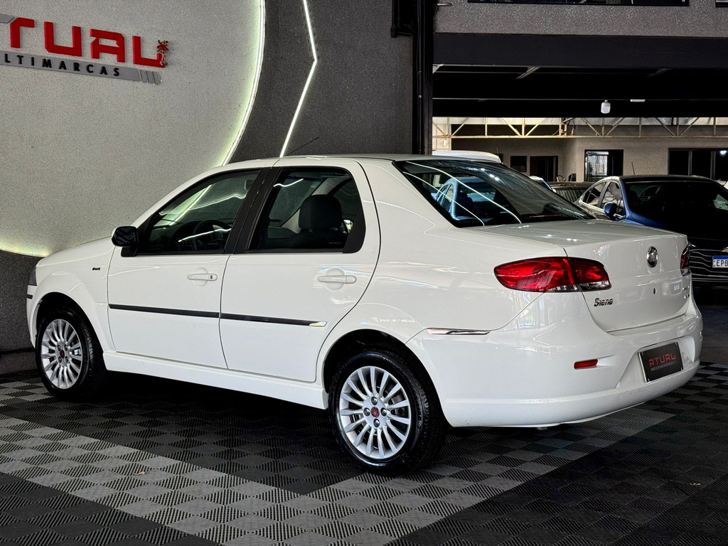 Fiat Siena Essence 1.6 16V (Flex)