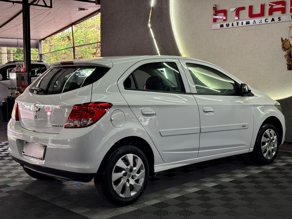 Chevrolet Onix 1.0 Lt Spe/4