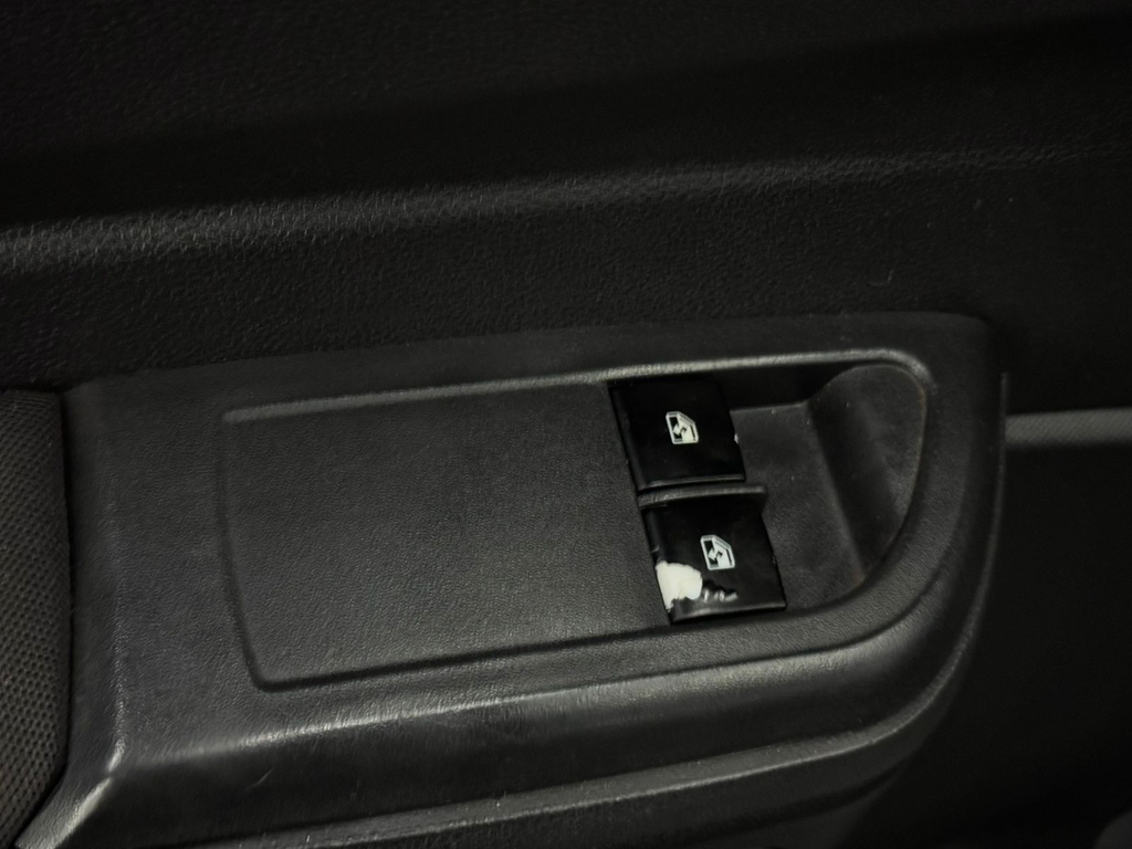 Chevrolet Onix 1.0 Lt Spe/4