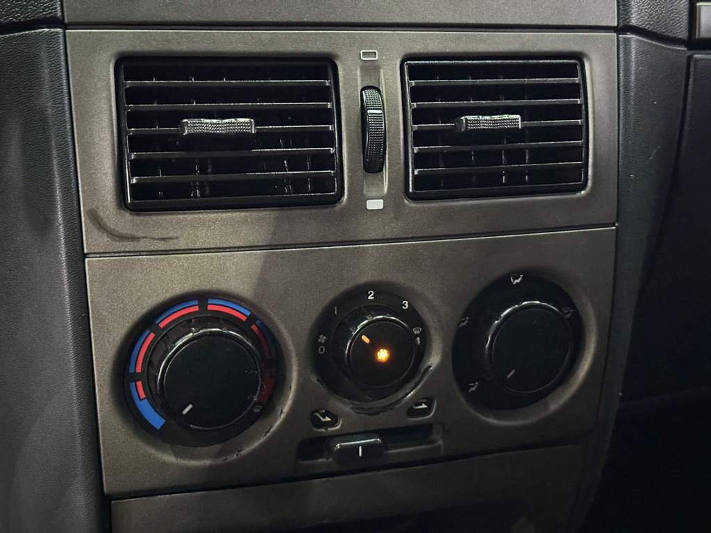 Fiat Palio Weekend Cinza