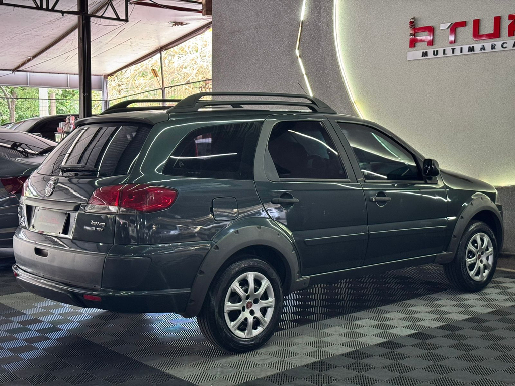 Fiat Palio Weekend Cinza