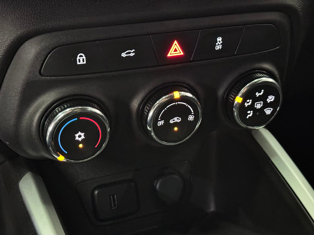 Chevrolet Onix Sedan Plus Ltz 1.0 12v Tb Flex Mec.