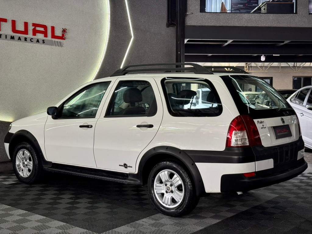 Fiat Palio Weekend Branco