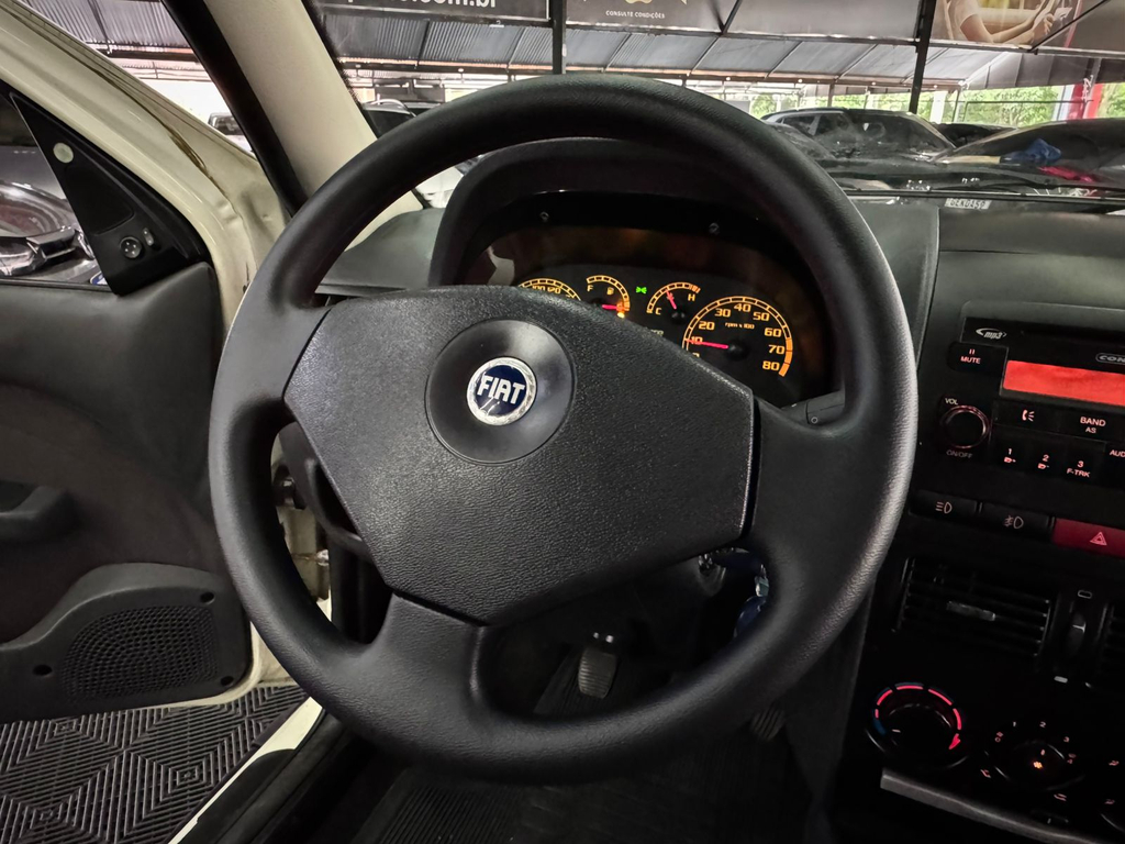 Fiat Palio Weekend Branco